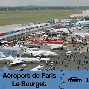 Smart House Airport Cdg, Asterix Appartement Louvres