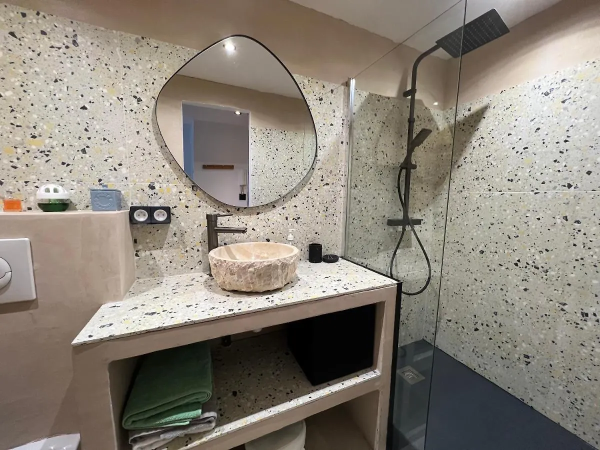 Endoume Notre Dame De La Garde T2 Avec Parking Apartment Marseille 0*,