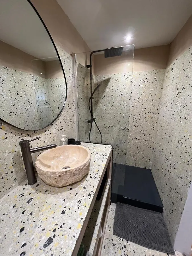Endoume Notre Dame De La Garde T2 Avec Parking Apartment Marseille 0*,  France